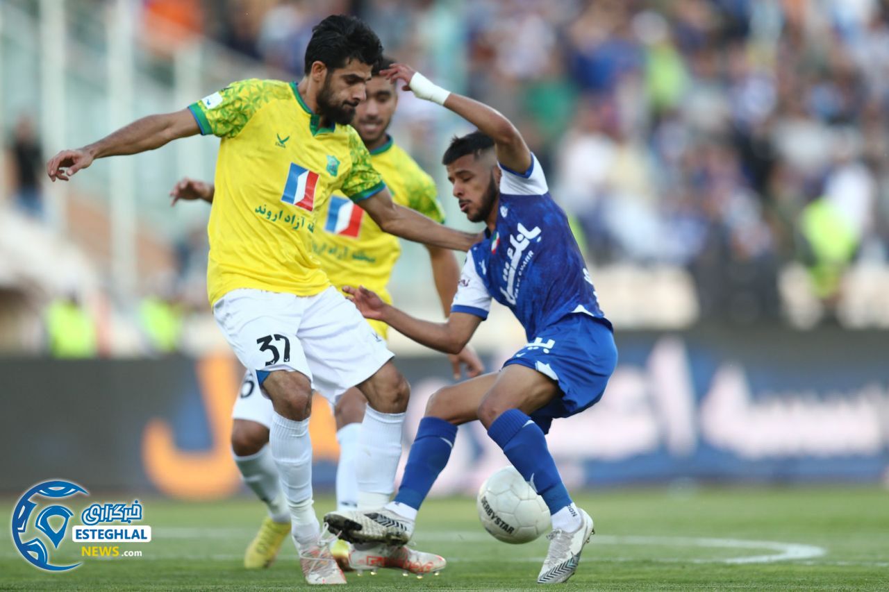 استقلال(تاج) 1-1 نفت آبادان