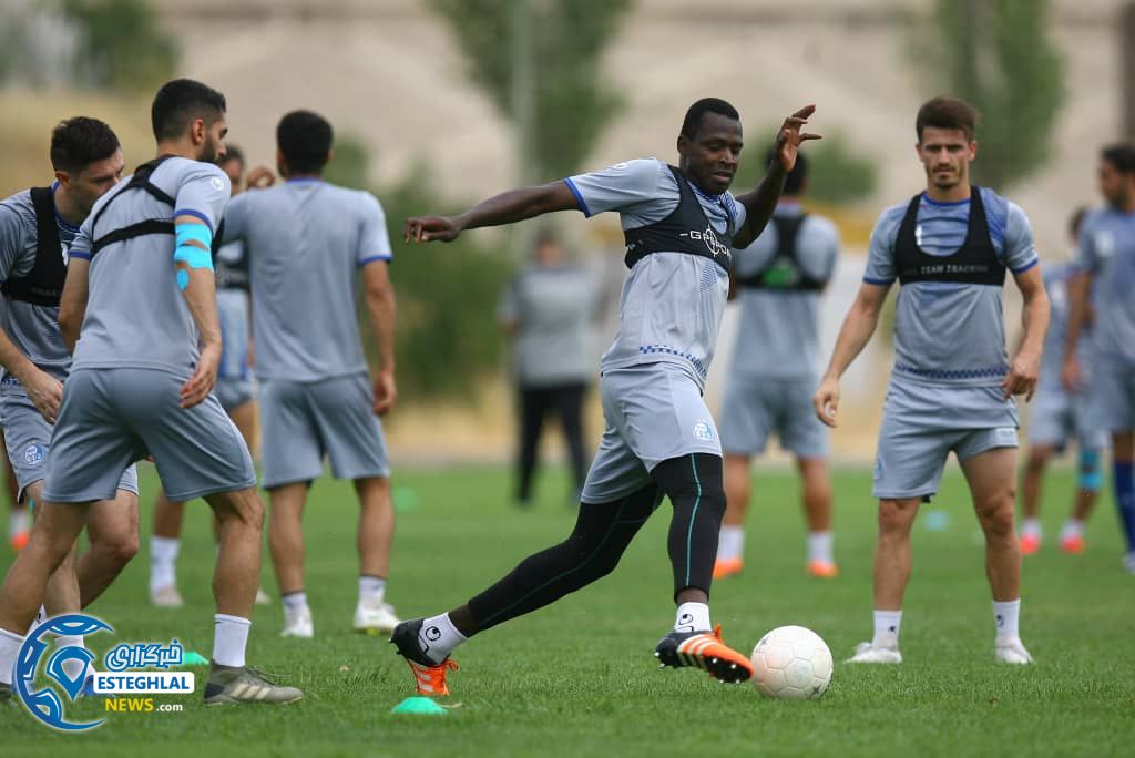 تمرین استقلال