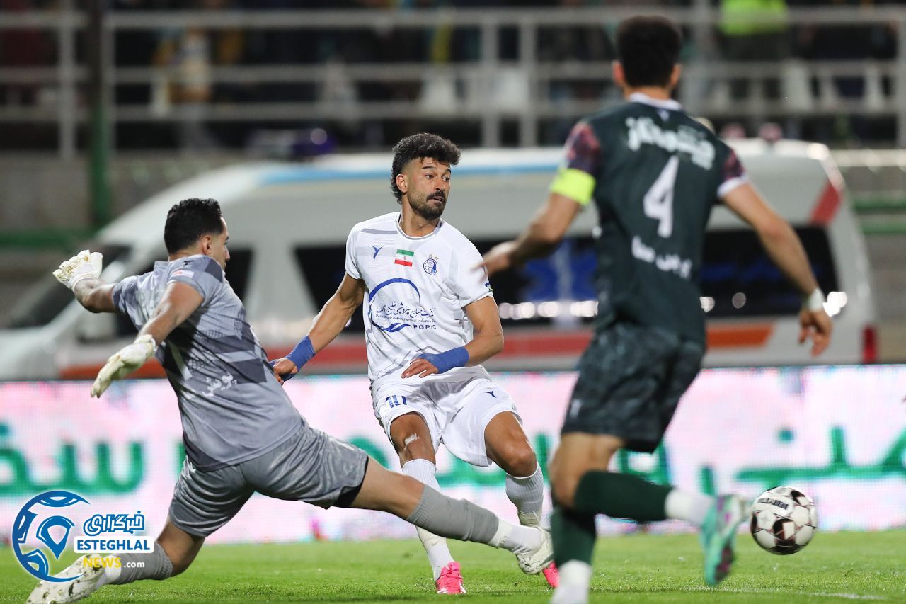 ذوب آهن 0-0 استقلال