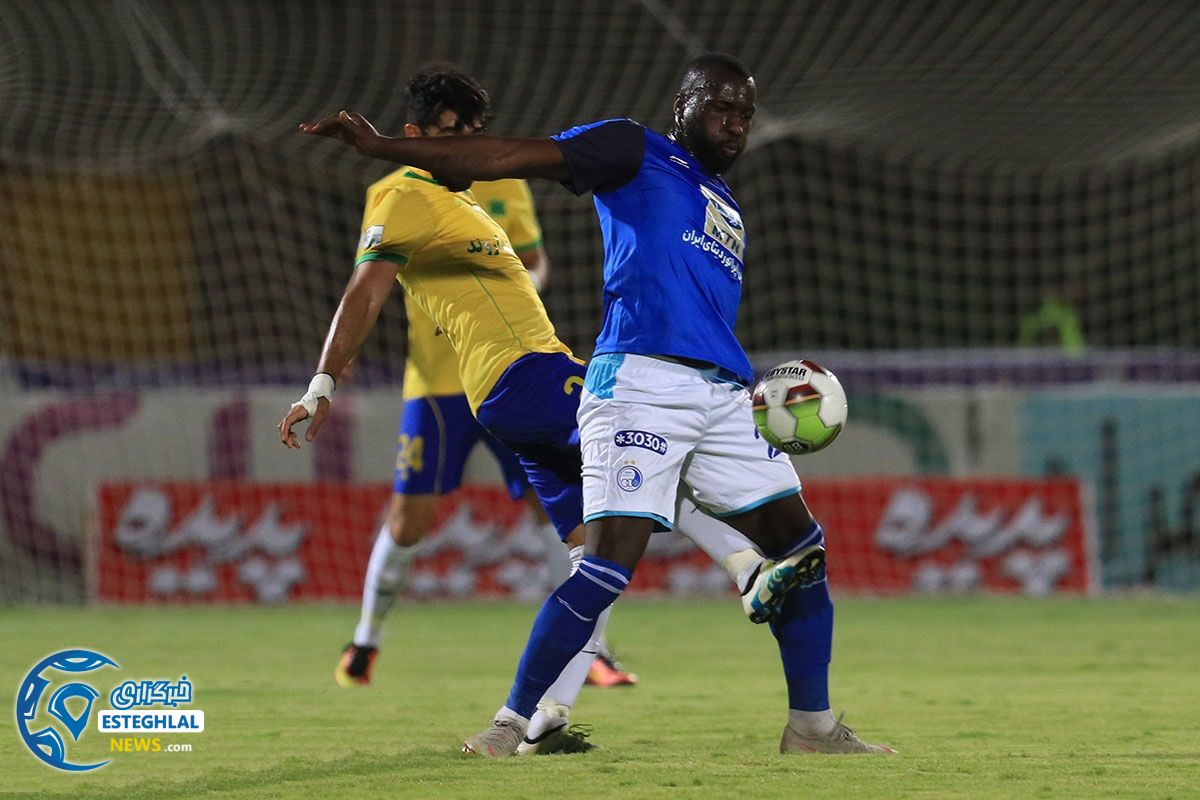 دیدار صنعت نفت و استقلال