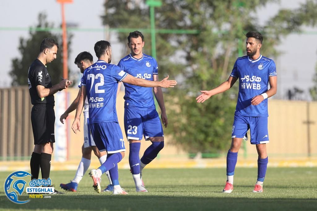 دیدار دوستانه استقلال و پیکان