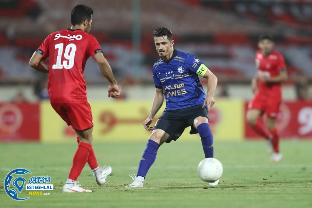  پرسپولیس 0(3)-(4)0 استقلال