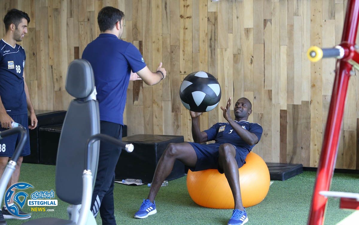 تمرین استقلال