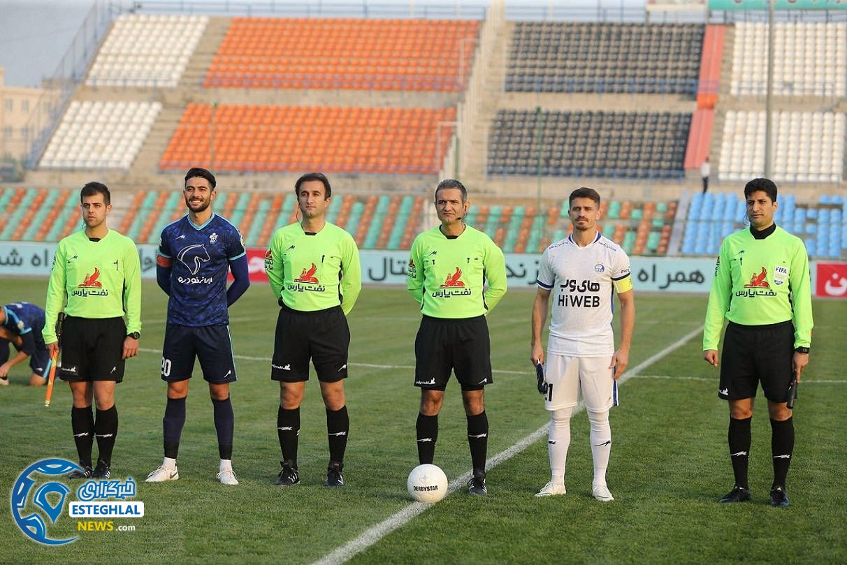 دیدار پیکان و استقلال