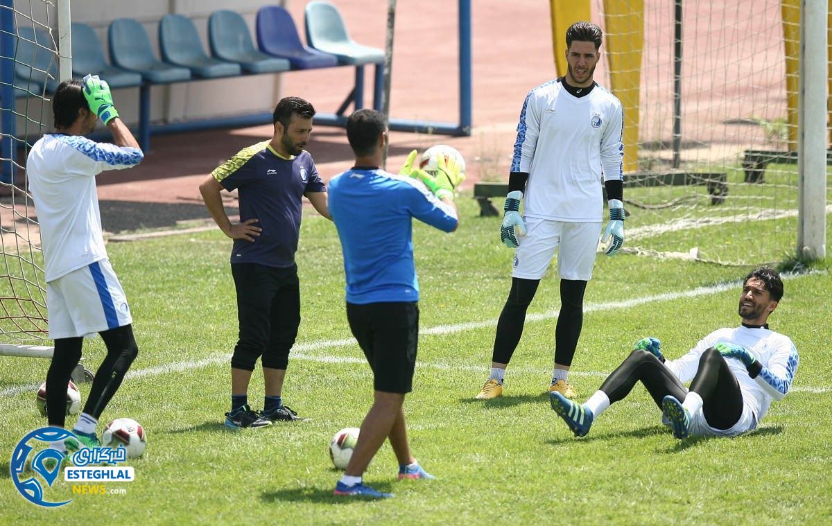 دروازبانان استقلال