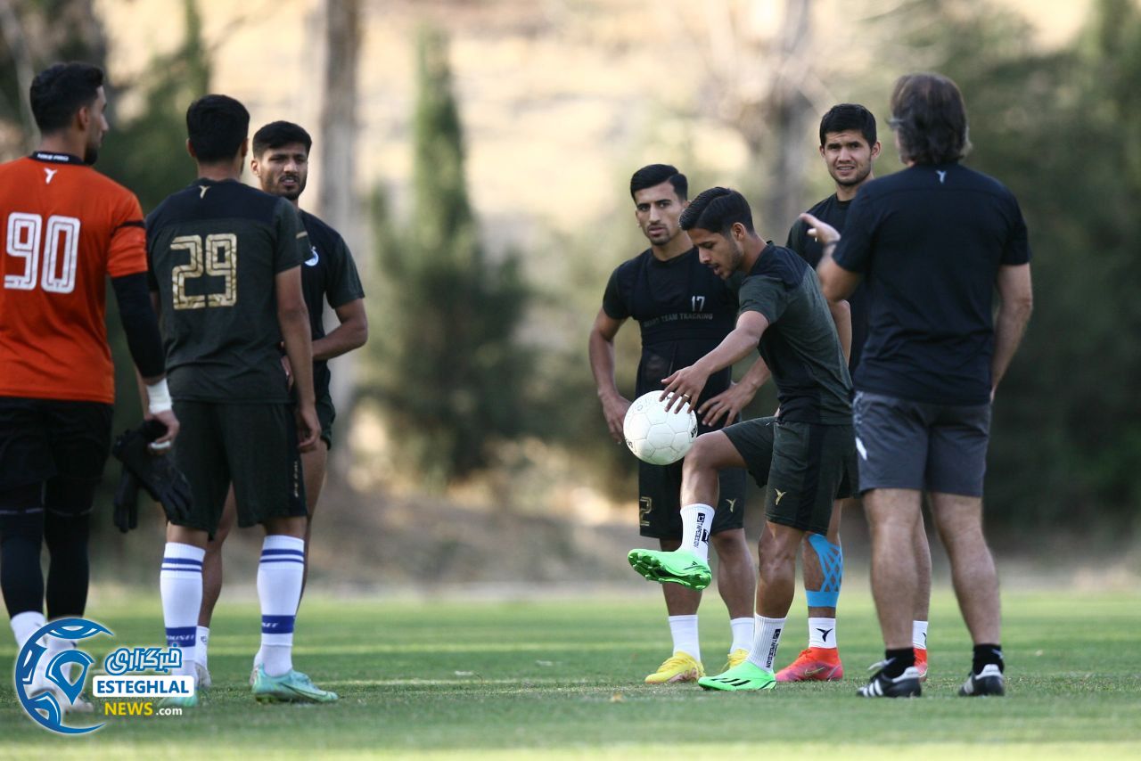 تمرین استقلال