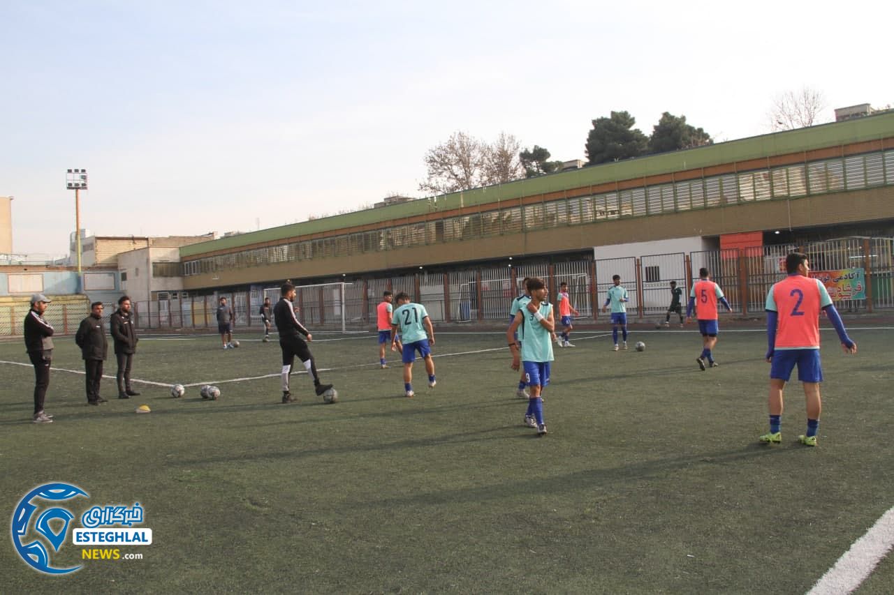 تیم نوجوانان استقلال