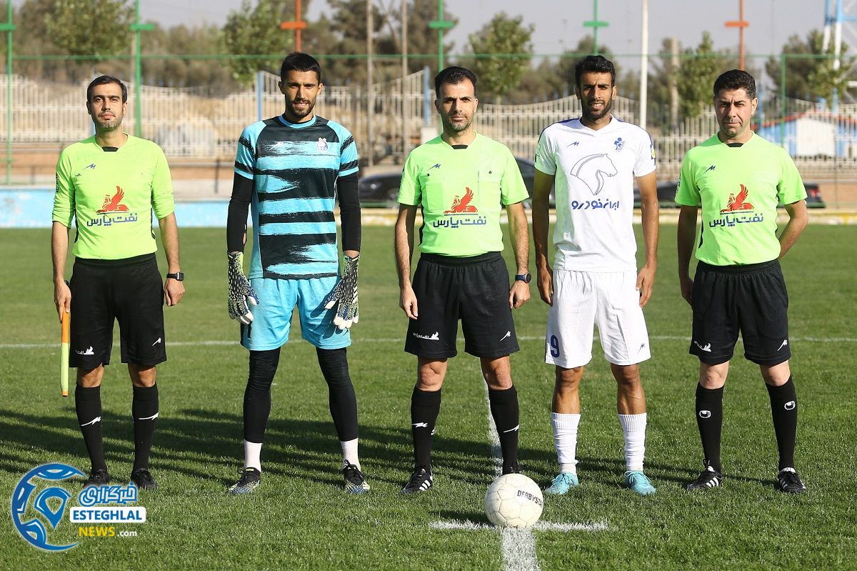 دیدار دوستانه استقلال و پیکان