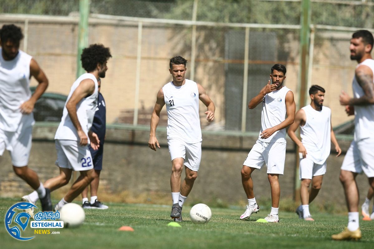 تمرین استقلال