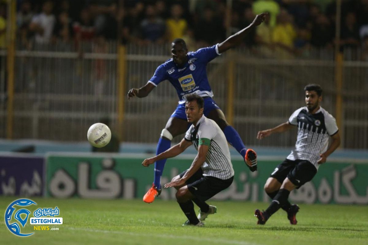 دیدار استقلال و نفت مسجدسلیمان