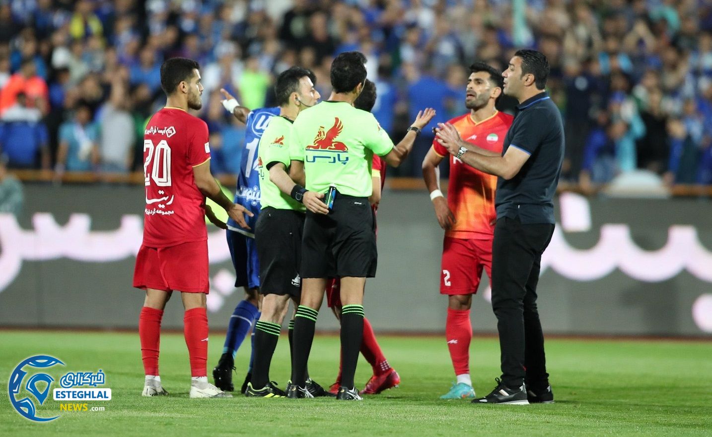 استقلال 1-0 فولاد